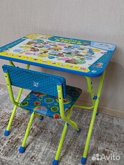 Детский стол и стул