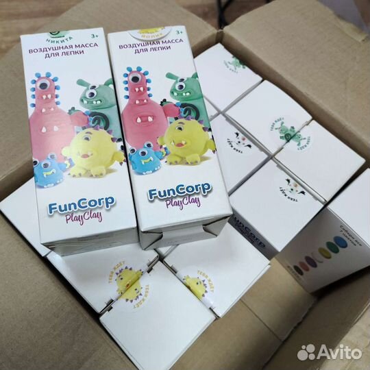 Слаймы, кинетический песок, пластилин