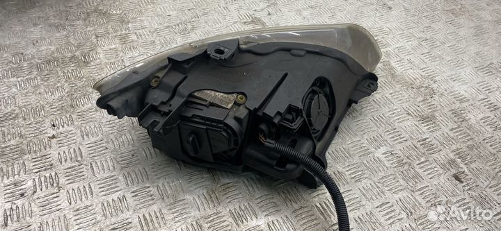 Фара левая Audi Q7 4L 2007 4L0941003K