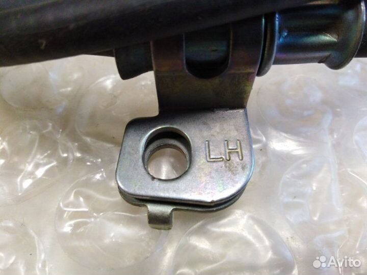 Трос стояночного тормоза задний левый Hyundai H-1