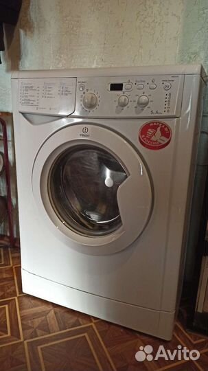 Стиральная машина indesit