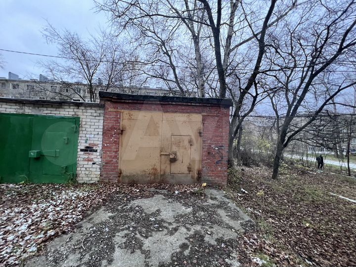 Гараж