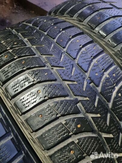 Bridgestone Ice Cruiser 7000 275/65 R17 115T