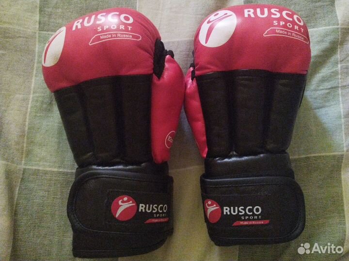 Перчатки для рукопашного боя