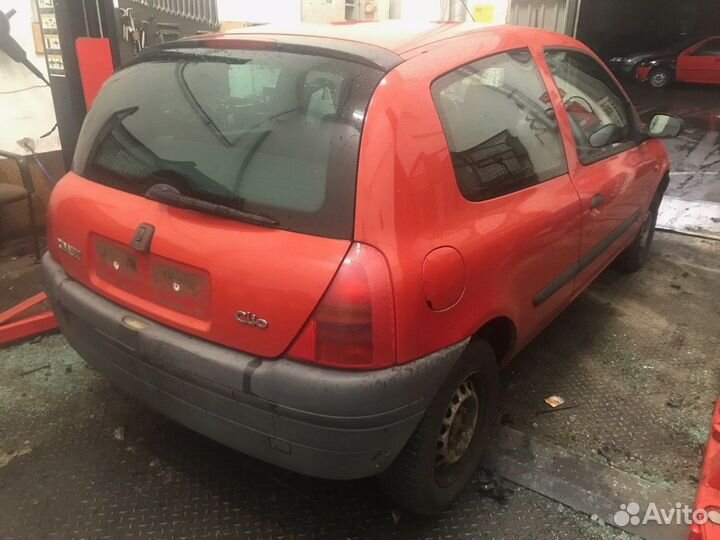 Разбор на запчасти Renault Clio 1998-2008