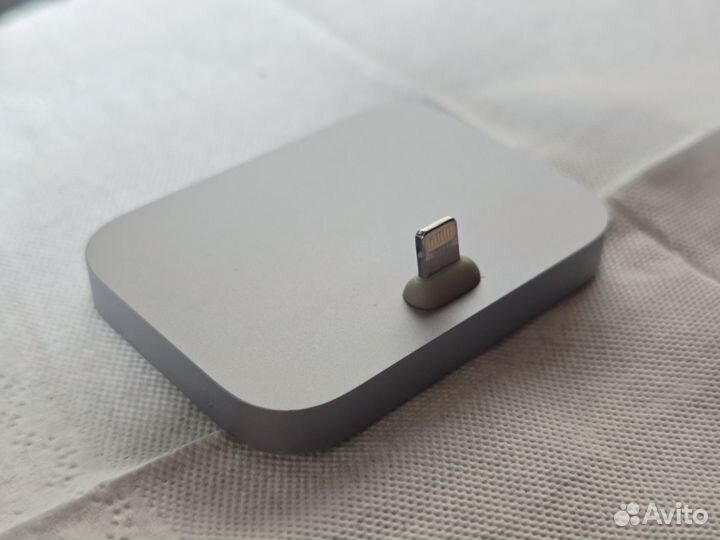 Док станция для iPhone Apple Lightning Dock