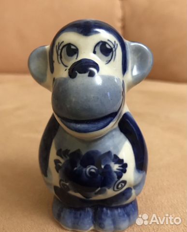 Статуэтка обезьянка гжель