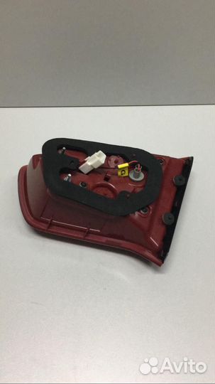 Фонарь зад KIA Sportage левый 924053w010