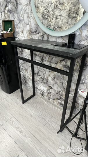 Стол (консоль) для бровиста/визажиста и пр