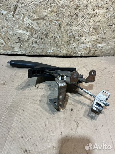 Ручник Hyundai i20 1 1.2