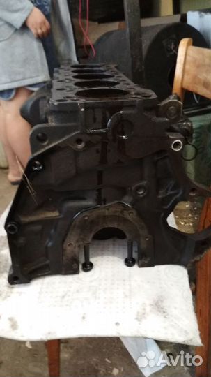 Блок цилиндров Фольксваген транспортер т4 аав 2.4