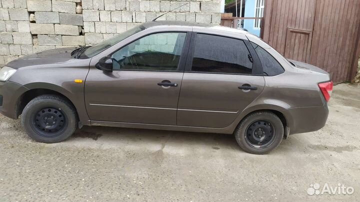LADA Granta 1.6 МТ, 2016, 142 000 км