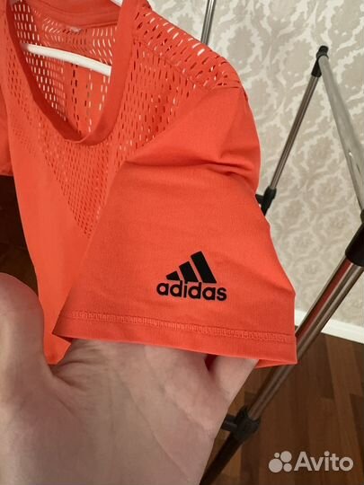 Спортивная футболка Adidas XS