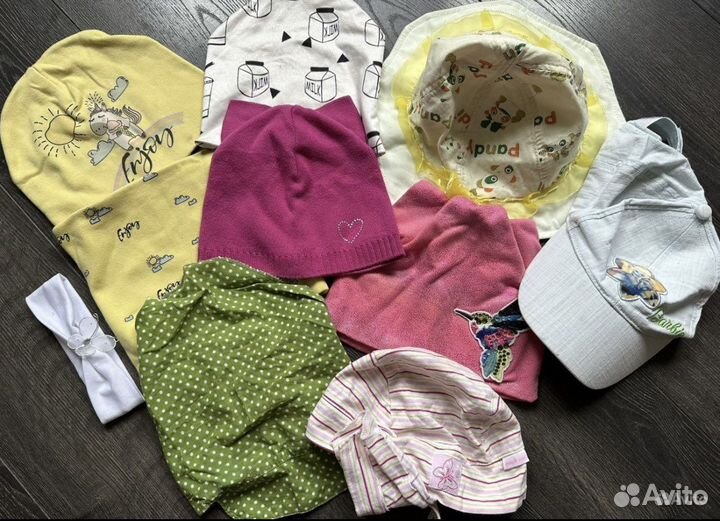 Пакет летних головных уборов на девочку 1,5-3 года