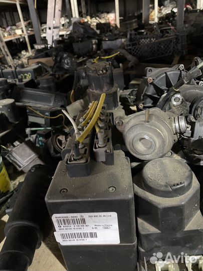 Компрессор центрального замка s-класс W220