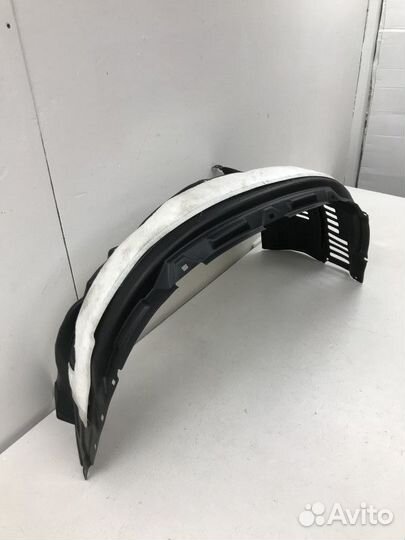 Подкрылок передний правый Lexus GX 2