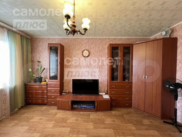 2-к. квартира, 57 м², 9/9 эт.