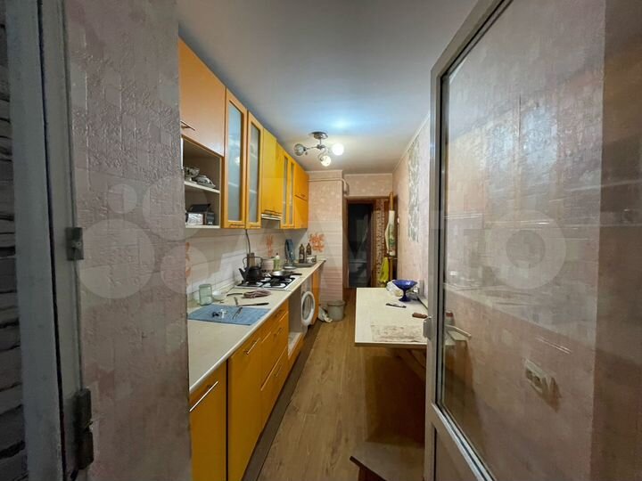 3-к. квартира, 58 м², 1/2 эт.