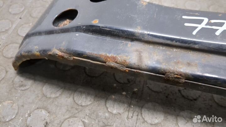 Усилитель бампера передний Toyota RAV 4