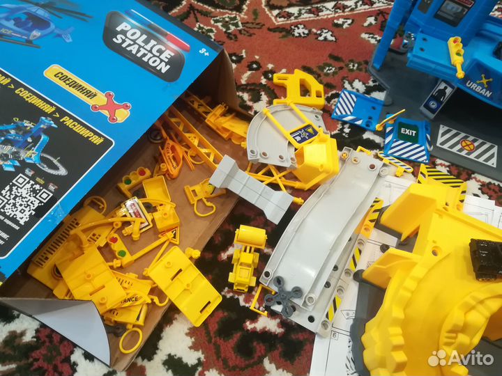 Парковка Mobicaro полицейский и строительный участ