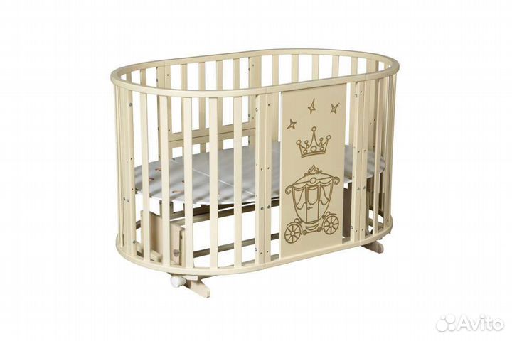Детская кроватка с маятником