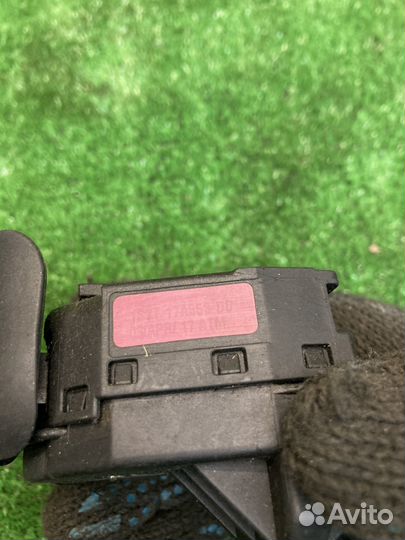 Подрулевой переключатель дворников Ford Fusion -1