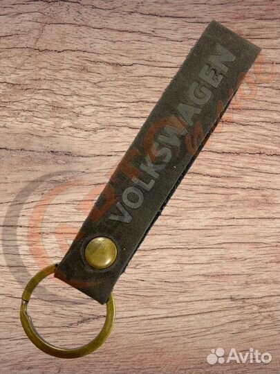 Брелок для ключей люверс -Темно-Коричневый 