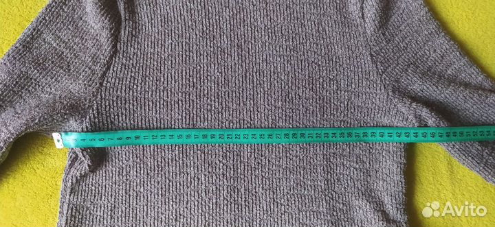 Укороченный свитер