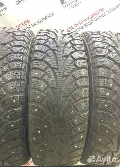 Hankook Winter I'Pike 215/65 R17 98R