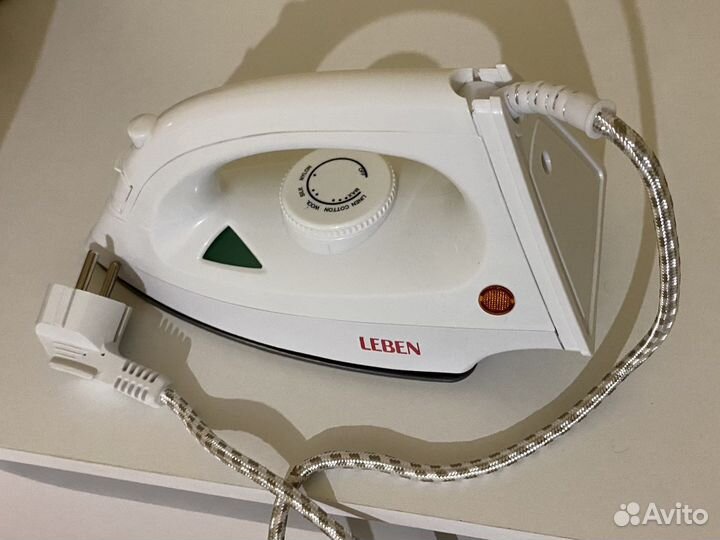 Утюг Leben