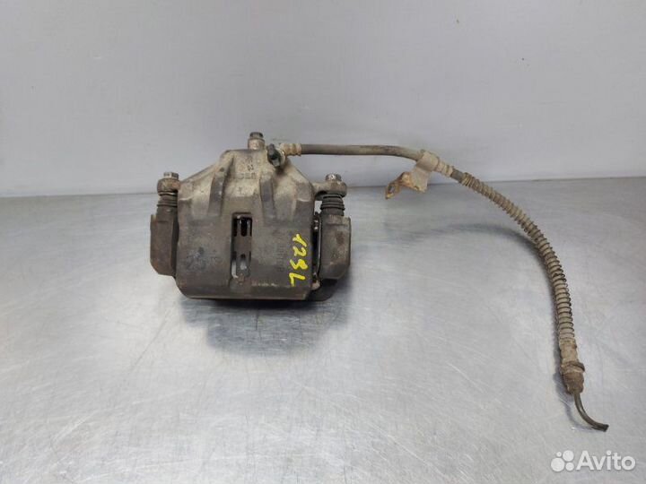 Суппорт передний левый Hyundai Elantra XD G4ED