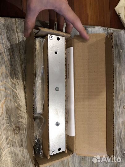 Эектромагнитный замок ml-395