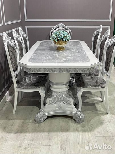 Стол и 8 стульев комплект