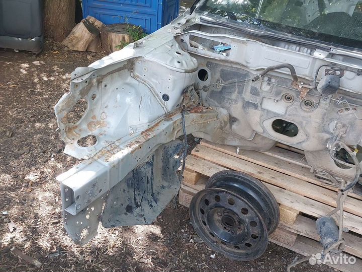 Правый лонжерон nissan almera classic