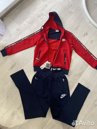 Спортивный костюм nike новый размер 42