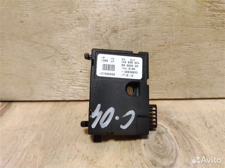 Датчик угла поворота руля Audi A3 8P