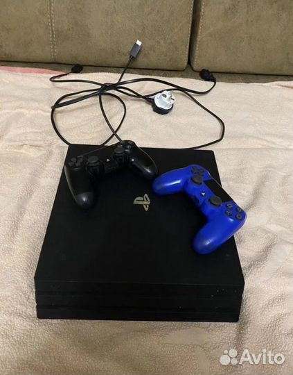 Sony PS4 pro 1tb