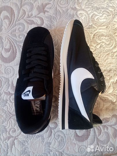 Nike Cortez