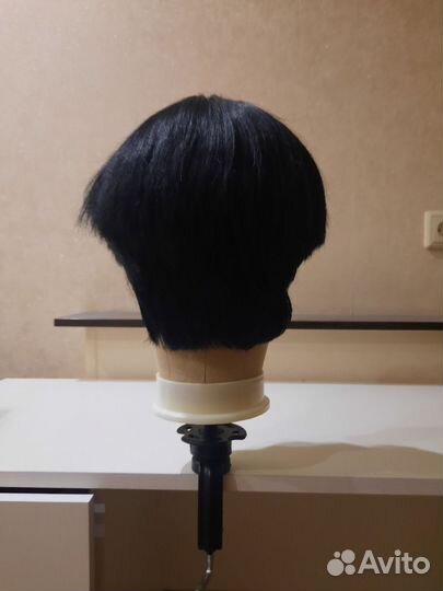 Парик черный короткий