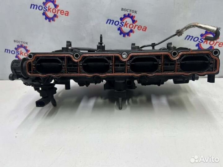 Коллектор впускной Skoda Yeti CDA 1.8 2010