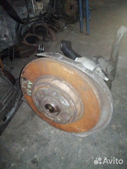 Кулак задний Audi A4 B8 CDN 2011