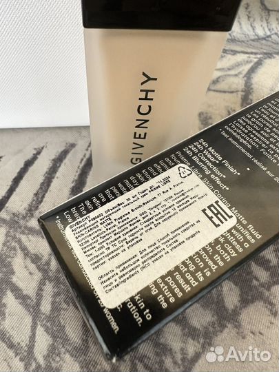 Крем тональный Givenchy 1-N95 matte
