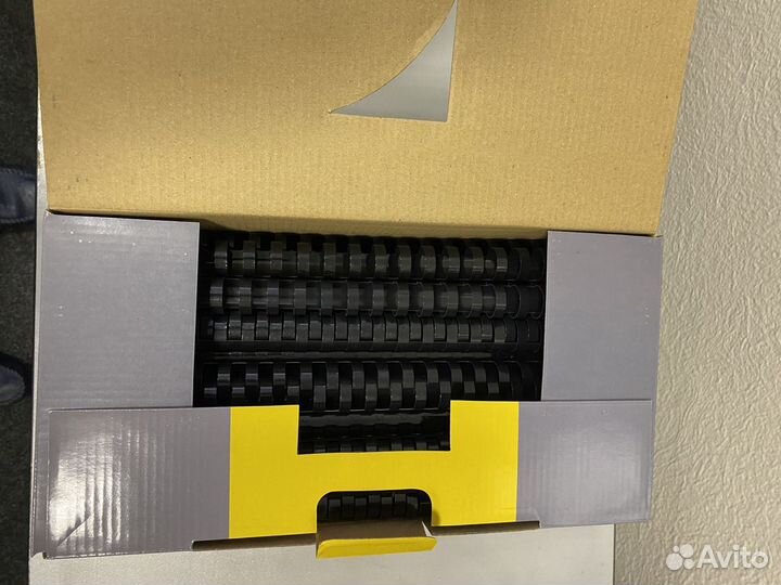 Пружины для переплета черные/белые пластик 19мм