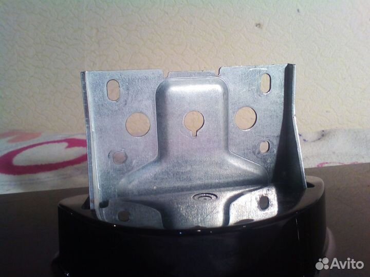 Подставка от Sharp LC-32LE340RU