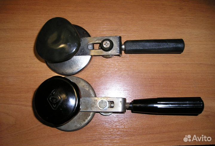 Машинка для закатывания банок