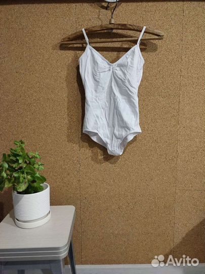 2 взрослых гимнастических купальника