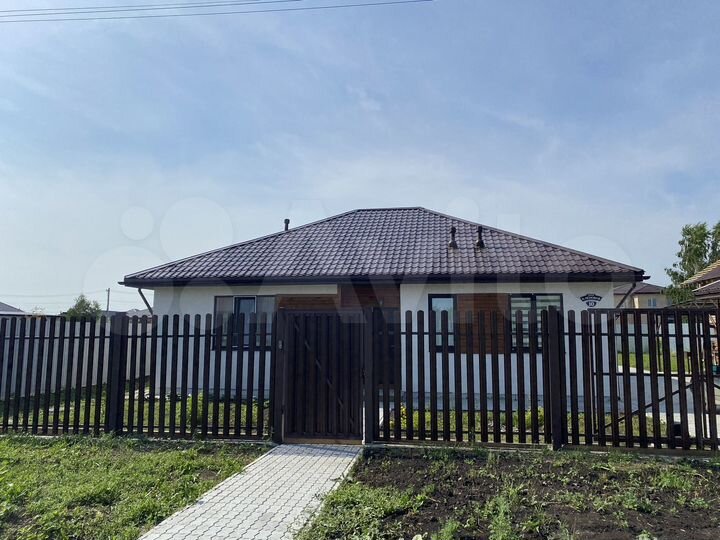 Дом 105 м² на участке 8 сот.