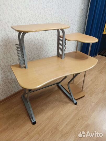 Компьютерный стол бу