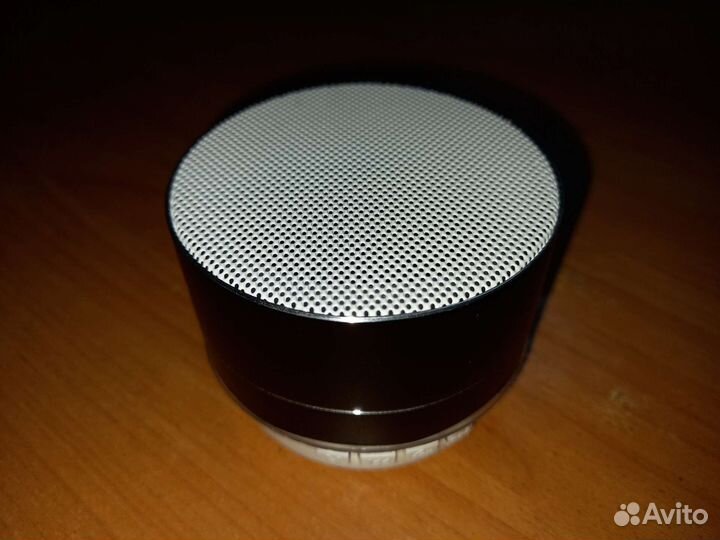 Блютуз колонка