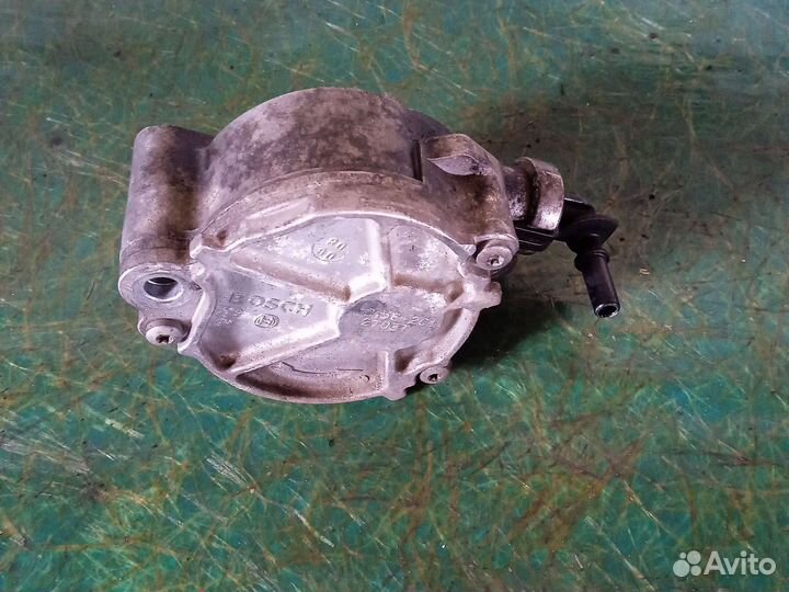 Вакуумный насос Peugeot Partner 1.6 HDI